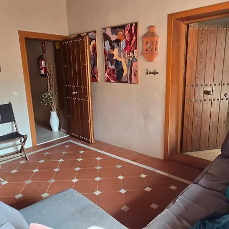 Beachside Penthouse Elviria 2 Bedrooms, Pools Open Year, Gym & Parking Lejlighed